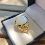 Opal Ring in Gold